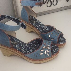 💙Beacon Ellen denim platform sandals
